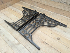 Victorian Cherub Cast Iron Throne High Level Toilet Seat Floor Brackets