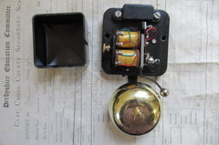 Small Vintage Bakelite & Brass Electric Doorbell - 110 - 240 volts