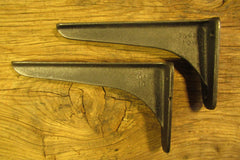10" Reclaimed Industrial Cast Iron Shelf Brackets - Dauntless