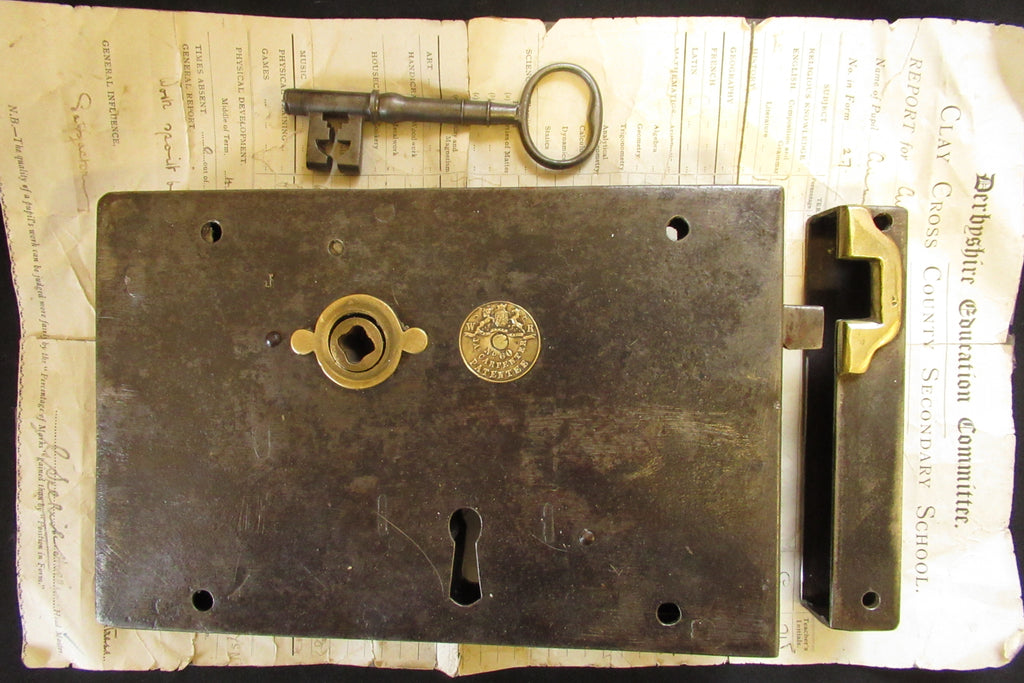 9" x 6" Victorian Cast Iron & Brass Door Rim Lock, Key & Fancy Keep - Carpenter