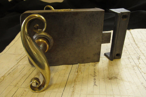 3 1/4" x 4 1/4" Cast Iron Door Rim Lock, Keep & Brass Door Knobs - French