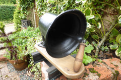 Large Vintage Cast Iron Wall Mounted Bell - Pub, School, Church...